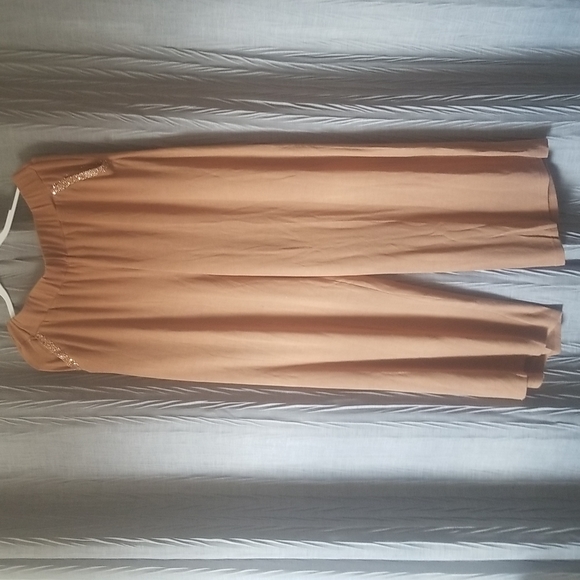 Brand new Allen and Amelia set - Picture 7 of 16